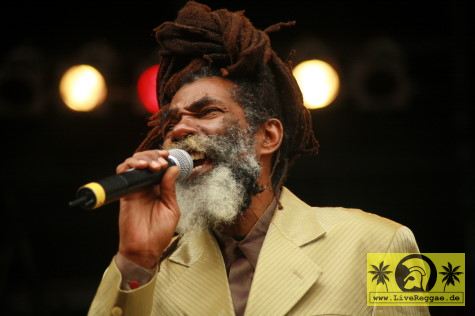 Don Carlos (Jam) and The Dub Vision Band 14. Chiemsee Reggae Festival - Übersee - Main Stage 23. August 2008 (9).JPG